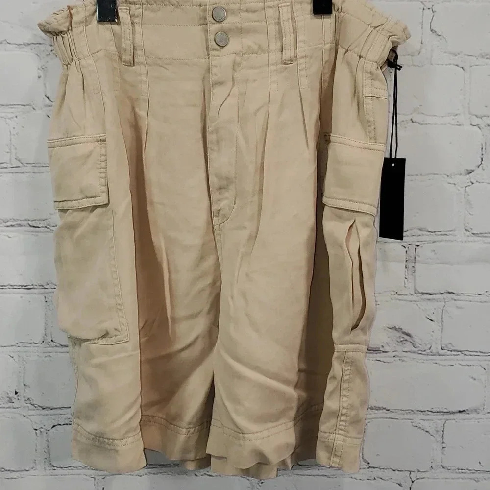 Blanknyc Paperbag High-Rise Shorts In Khaki Size L